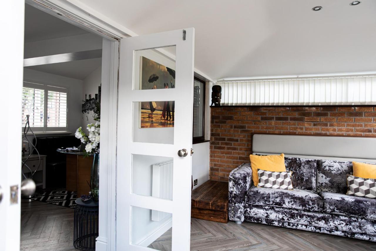 Inviting 3-Bed House In Manchester Eksteriør billede