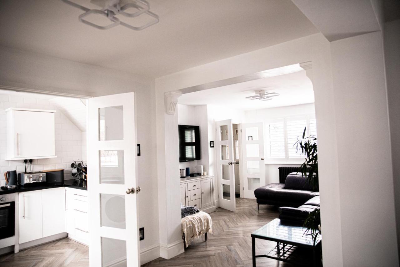Inviting 3-Bed House In Manchester Eksteriør billede